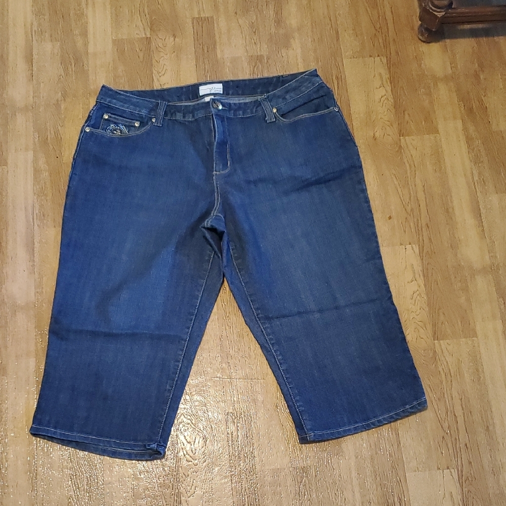 Venezia Women's Blue Denim Capri Pants sz 20
